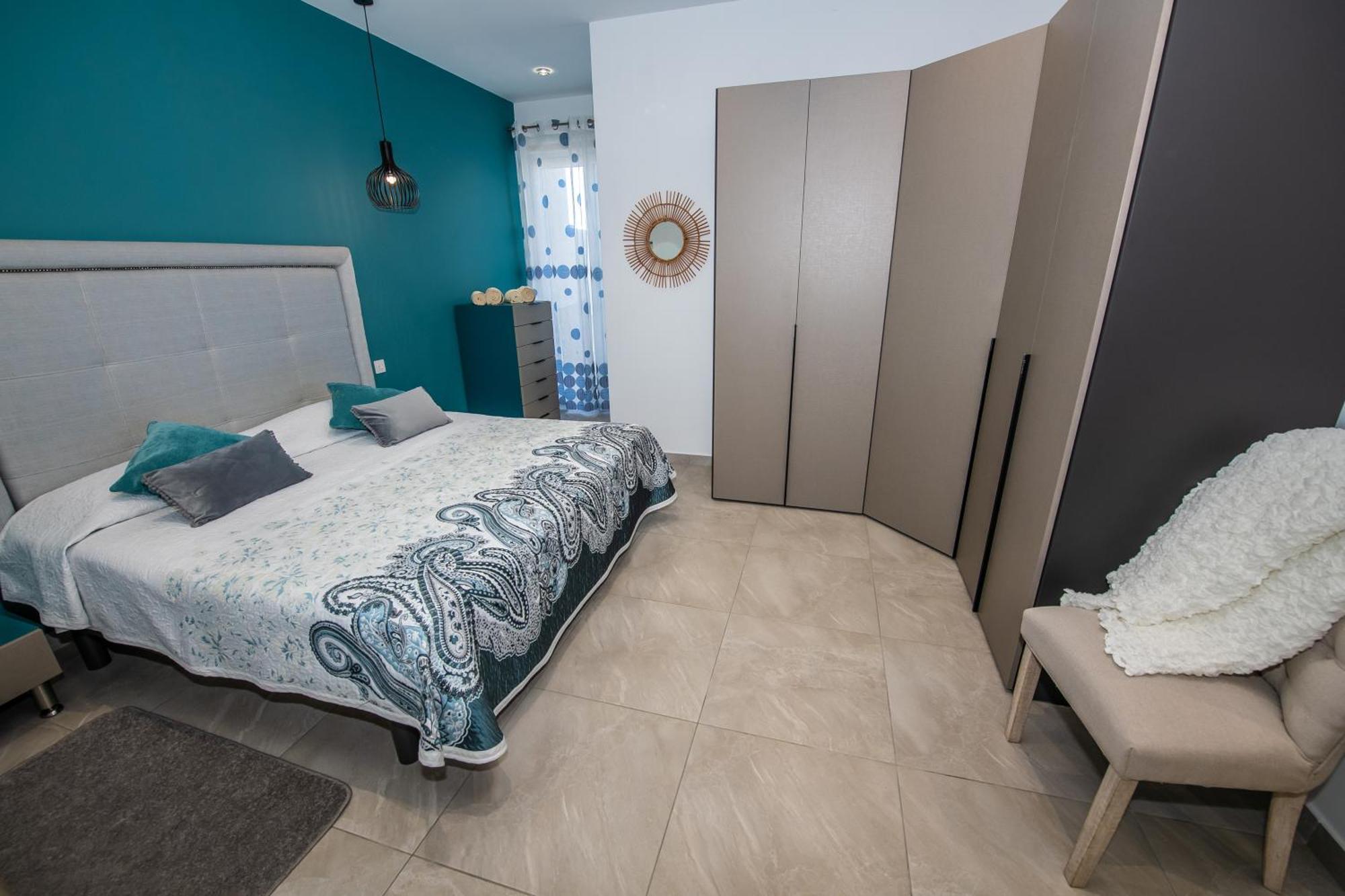 Clifftop Modern Apartment Mellieħa Extérieur photo