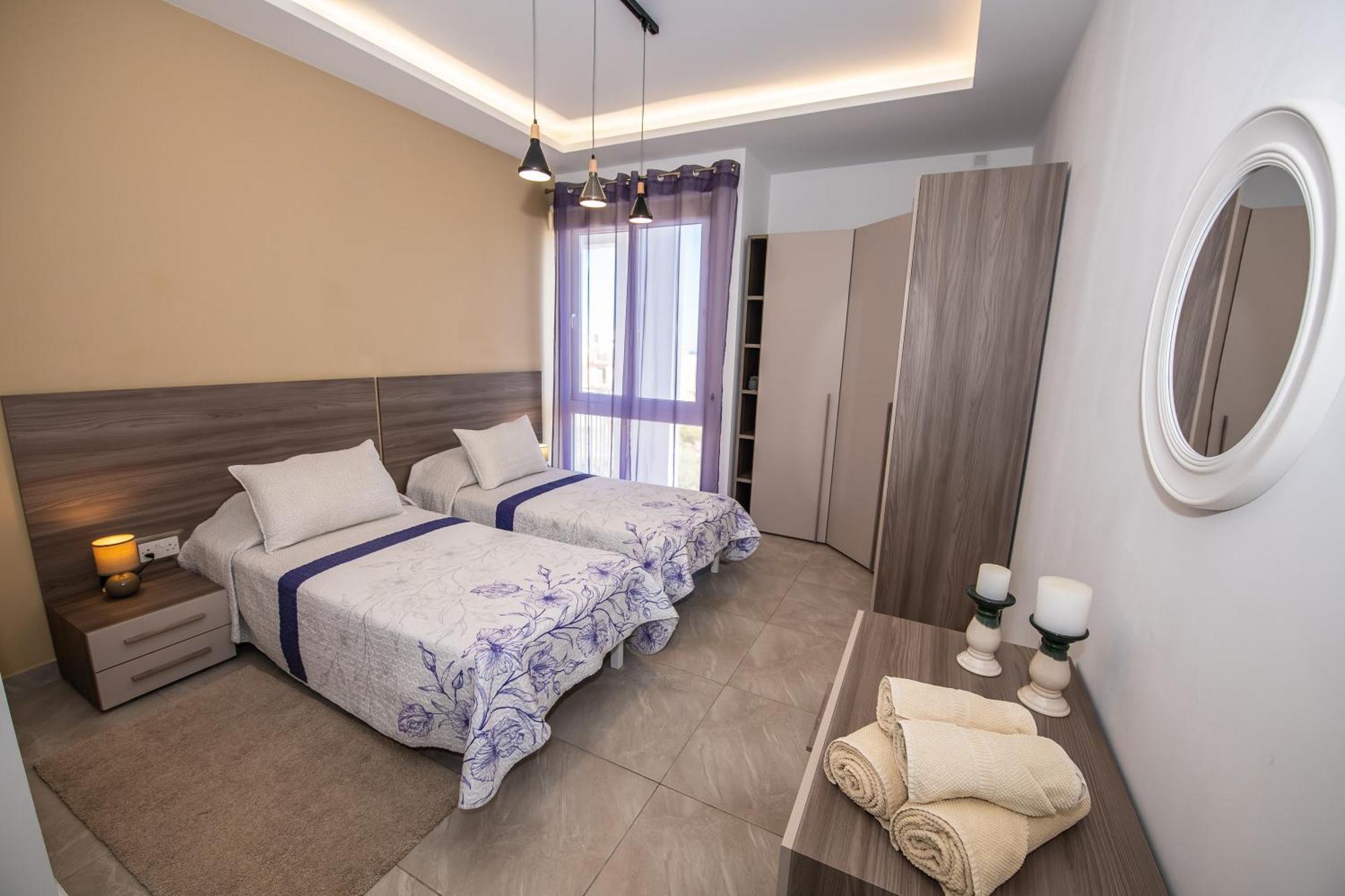 Clifftop Modern Apartment Mellieħa Extérieur photo