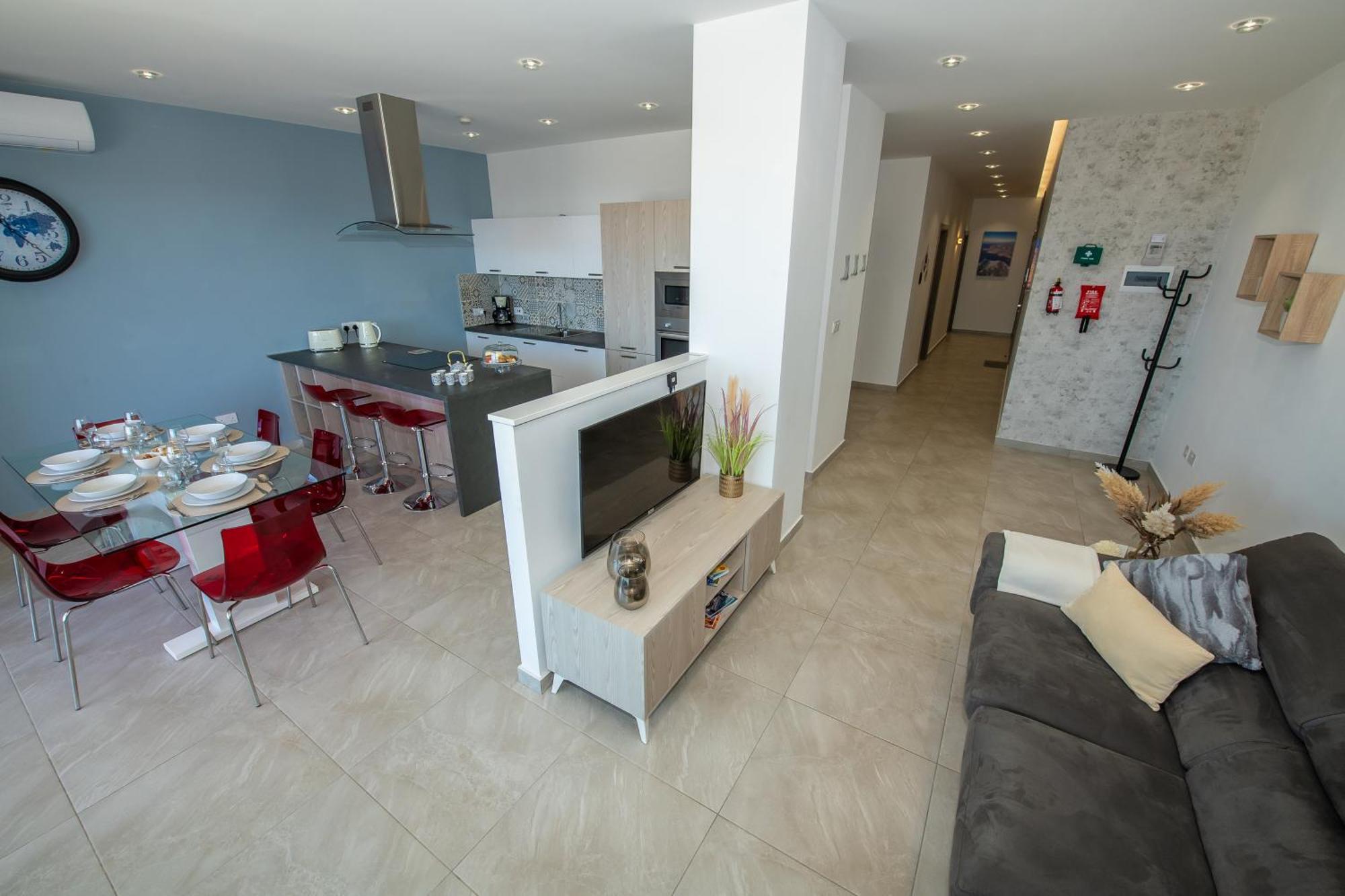 Clifftop Modern Apartment Mellieħa Extérieur photo