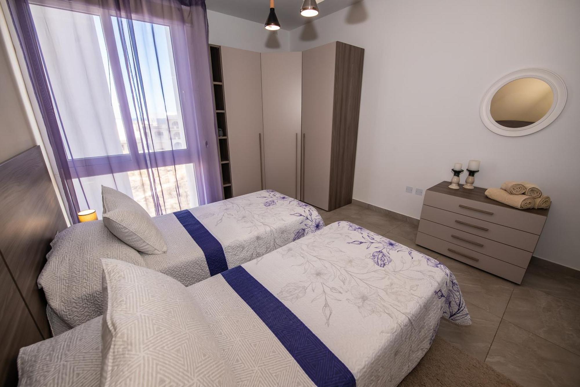 Clifftop Modern Apartment Mellieħa Extérieur photo