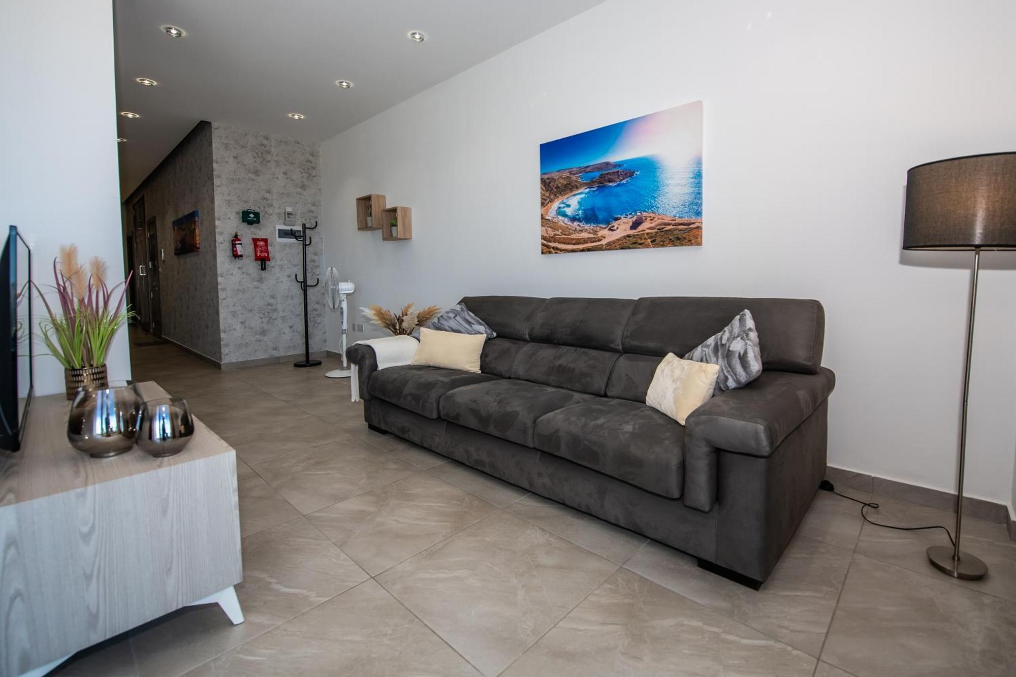 Clifftop Modern Apartment Mellieħa Extérieur photo
