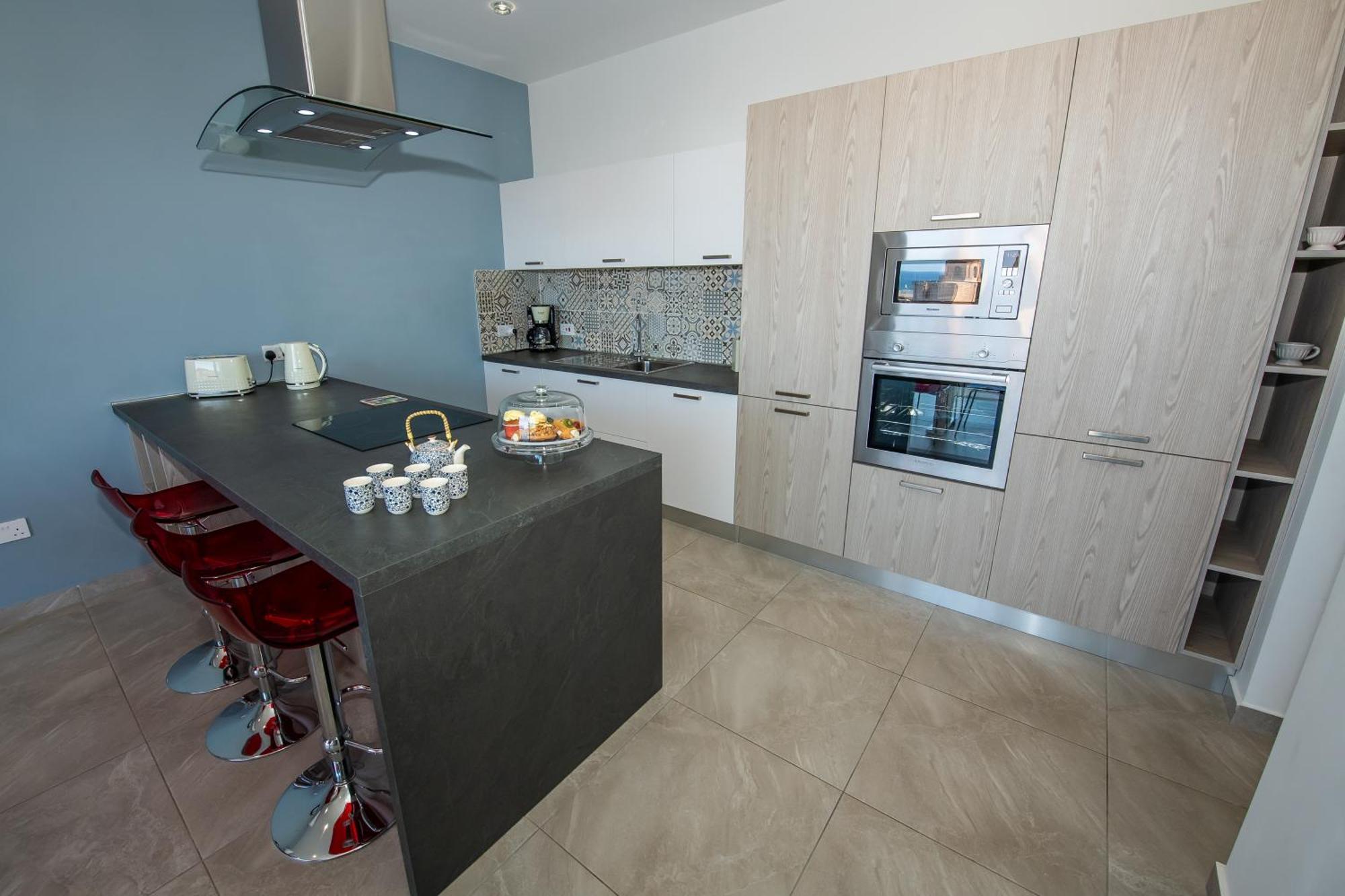 Clifftop Modern Apartment Mellieħa Extérieur photo